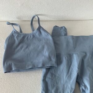 SET Active Blue Leggings and Top Set